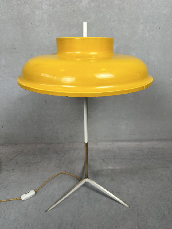 Image 1 of Vintage XL tripod table lamp - Italy
