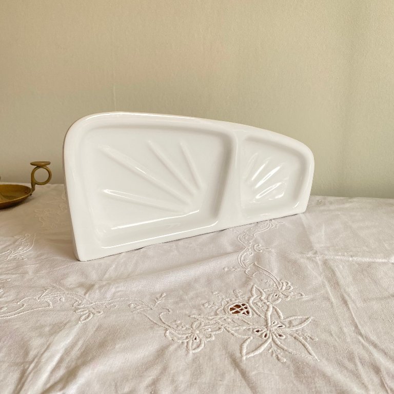 Porte-savon Et Patère En Faïence Blanche Art Déco Vintage - Années 50, Bon état