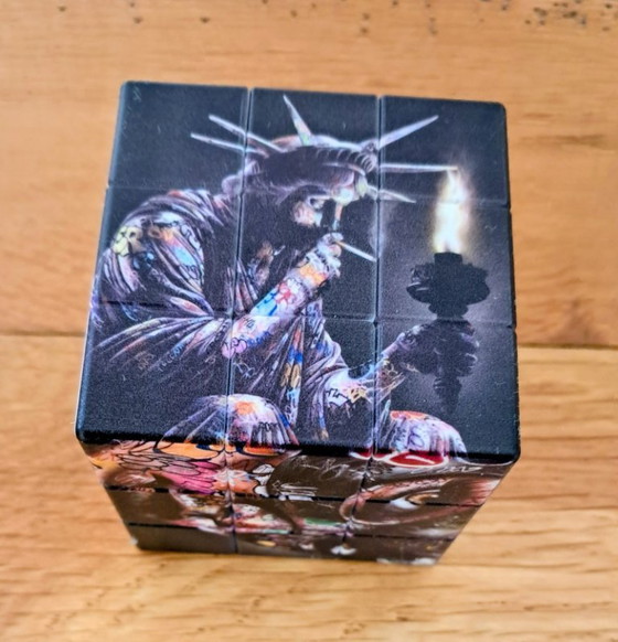 Onemizer - Rubik's Cub - Objet design d'artiste – Sculptures (photo 6 of 19)