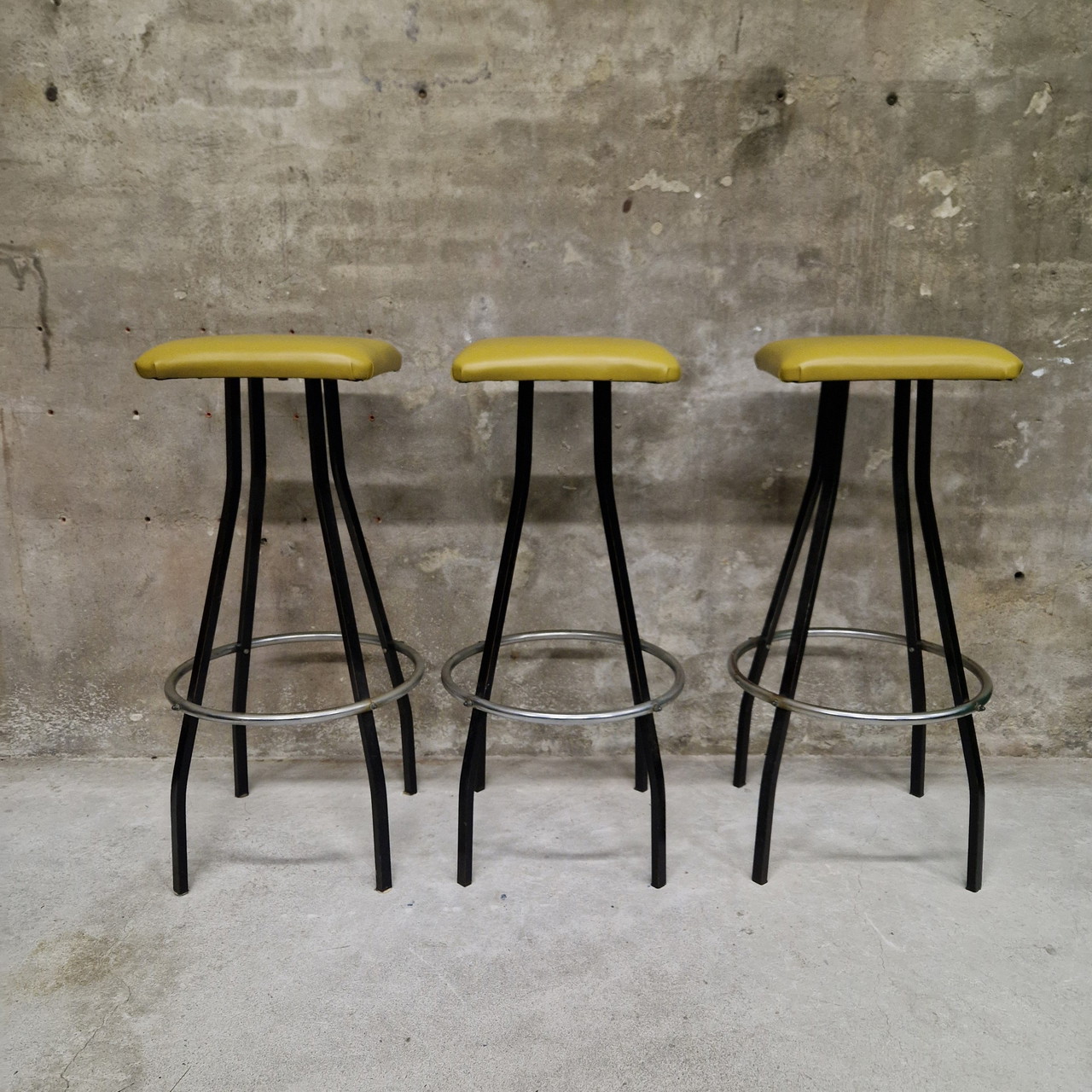 Set of 3 vintage bar stools bar stool, image size:1280x1280