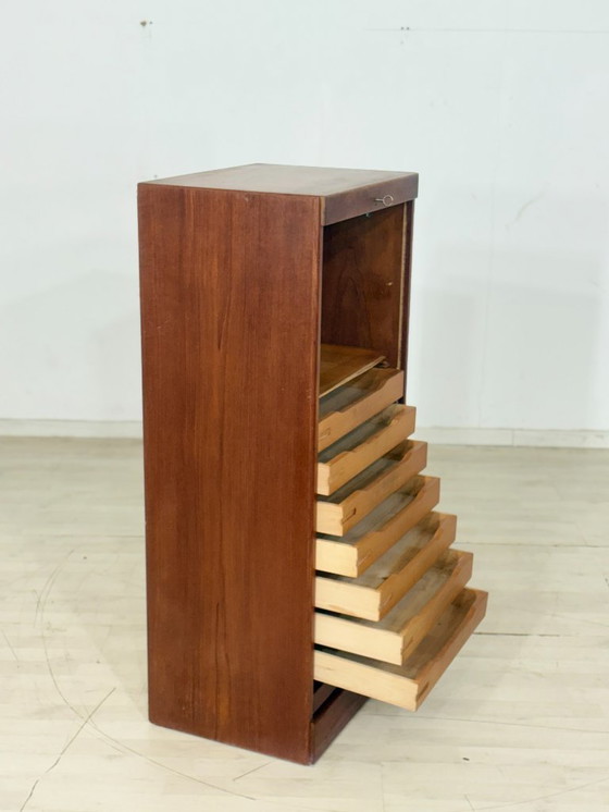Image 1 of Commode à cylindre en teck vintage / Meuble design danois / Commode / Étagère