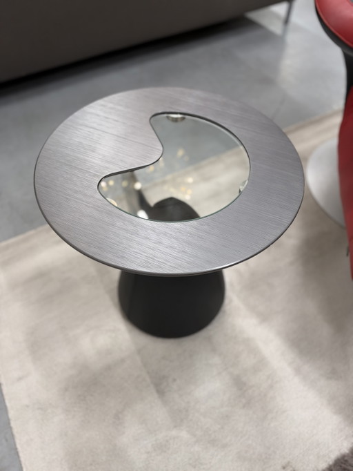 Leolux Cherubino Side table black leather