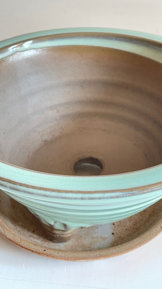 Image 1 of Vintage keramische driepoot pot en schotel