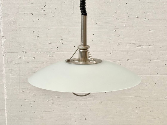 Image 1 of Suspension avec abat-jour en verre opale et suspension réglable en hauteur, années 1970