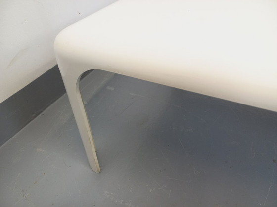 Image 1 of Vierkante salontafel uit de jaren 60, prachtig Italiaans ontwerp van Vico Magistretti voor Studio Artemide Milano