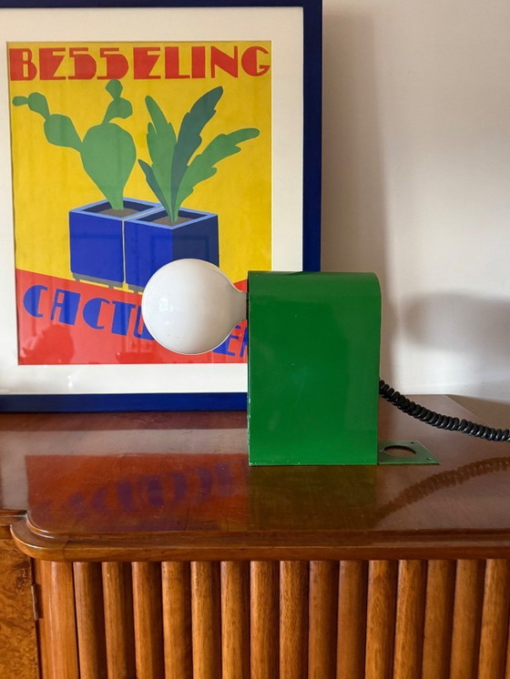 Image 1 of Lámpara de mesa/pared verde estilo era espacial, Italia, década de 1970.