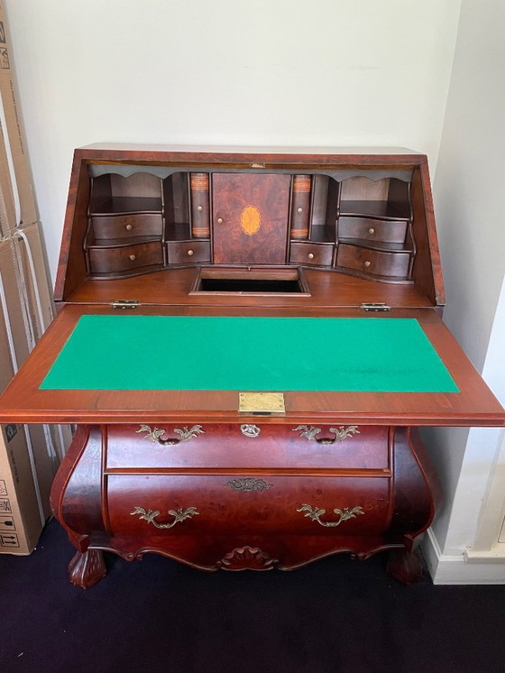 Image 1 of Secretaire.