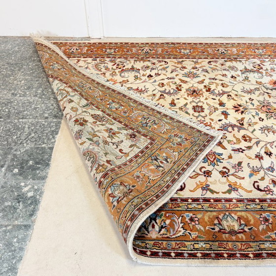 Image 1 of Large vintage rug with floral pattern