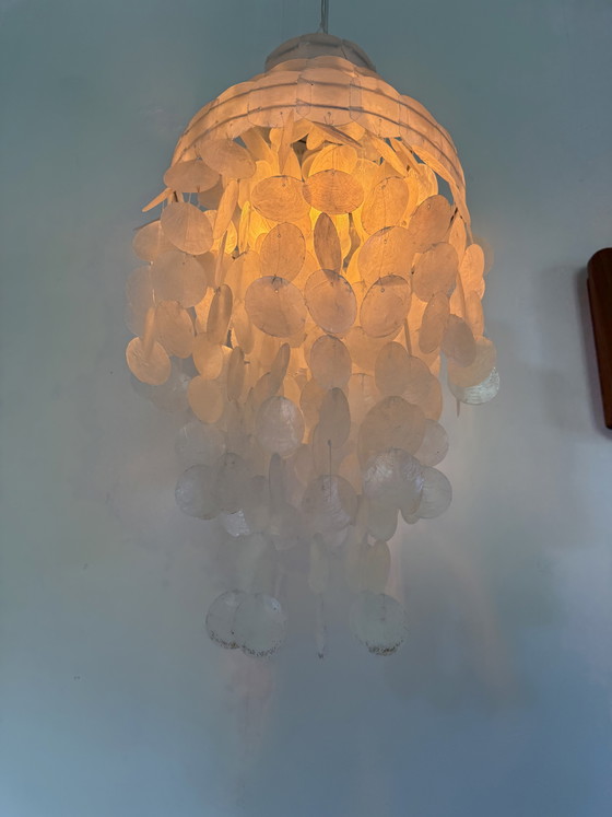 Image 1 of Lampada vintage in conchiglia di capiz e madreperla, anni '70