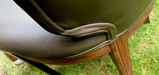 4 Eetkamerstoelen met leuning en 2 zonder