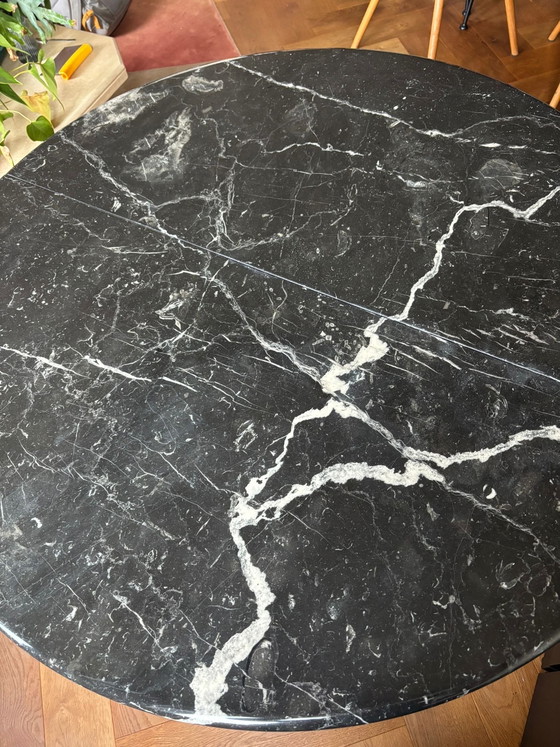 Image 1 of Zwarte ronde eettafen: marmer en uitschuifbaar✨