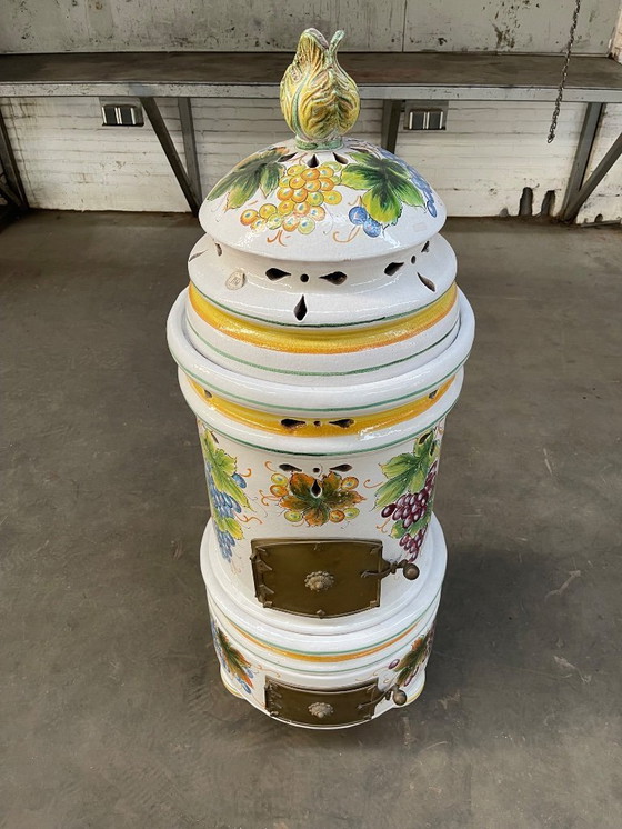 Image 1 of Caminetto a legna in ceramica di design italiano di PUGI