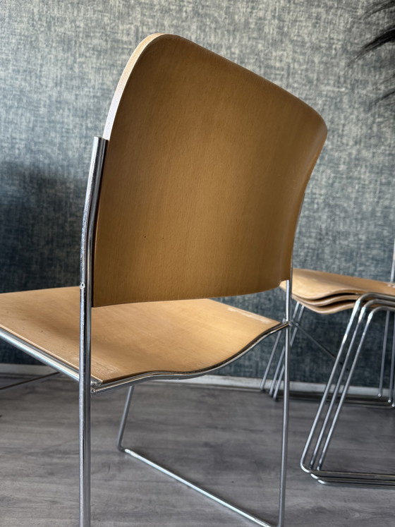 Image 1 of 4 chaises HOWE 40/4 de David Rowland