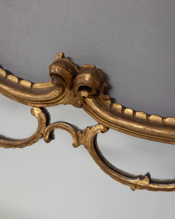 Image 1 of LARGE EARLY 20TH CENTURY BAROQUE STYLE GILDED WOOD WALL MIRROR
