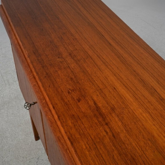 Image 1 of Vintage Scandinavisch teakhouten dressoir met schrijfoppervlak, jaren 60.