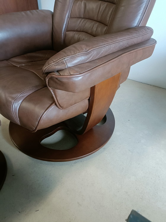 Image 1 of Fauteuil inclinable en cuir marron