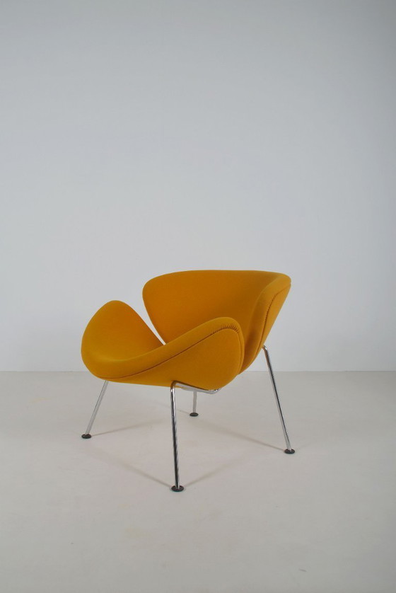 Image 1 of Rodaja de naranja F437 diseñada por Pierre Paulin para Artifort.