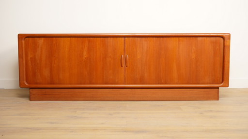 Vintage sideboard | 220 cm Dyrlund | 1960s | Tambour doors