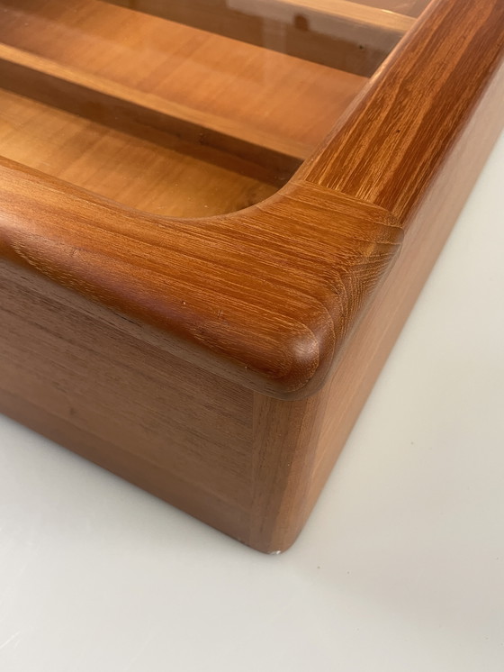 Image 1 of Vetrina danese di metà secolo con illuminazione, Dyrlund, anni '80