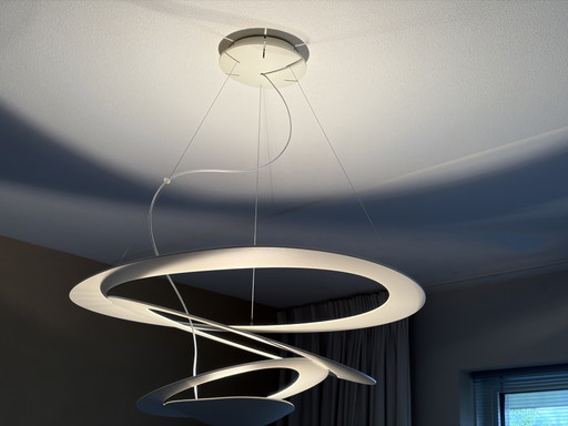 Artemisia Pirce 69 cm – Artemide, hanglampen, Aluminium (photo 2 of 5)