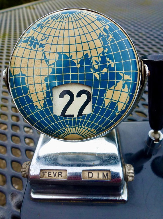 Image 1 of Vintage perpetual calendar with pen holders.