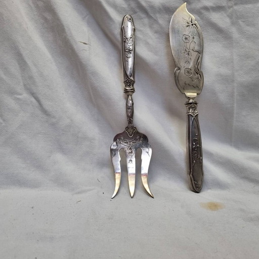 Fish service cutlery