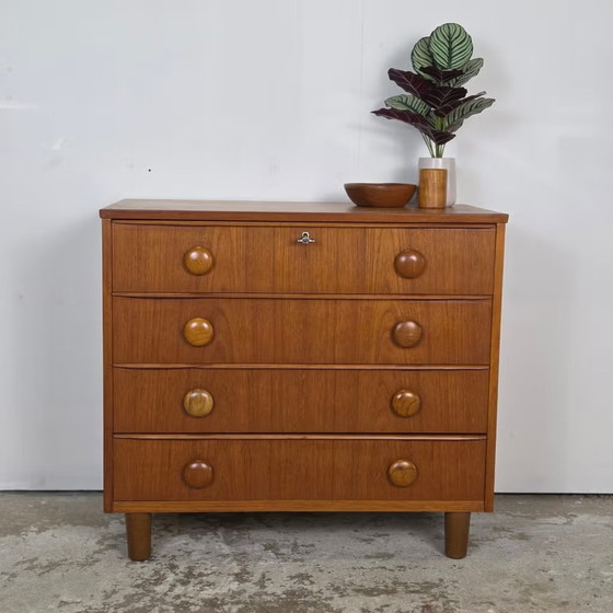 Scandinavian vintage teak Chest of drawers, 4 drawers, Wood, Brown (photo 4 of 20)