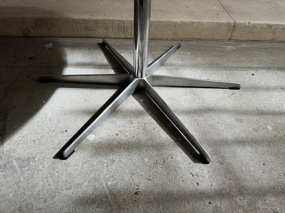 Image 1 of Arne Jacobsen marmeren tafel