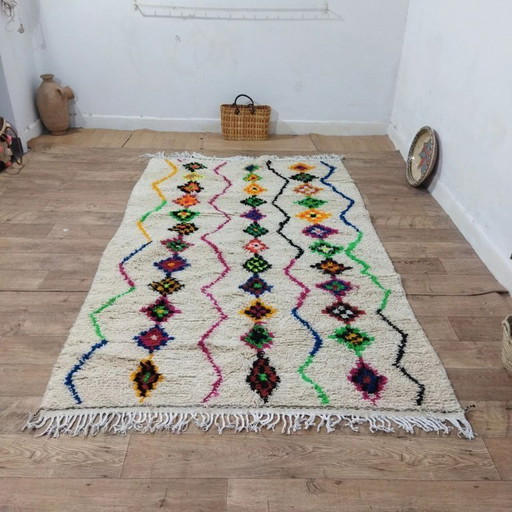 Tappeto Berbero Azilal – Tessuto a mano in lana naturale (250 × 150 cm)