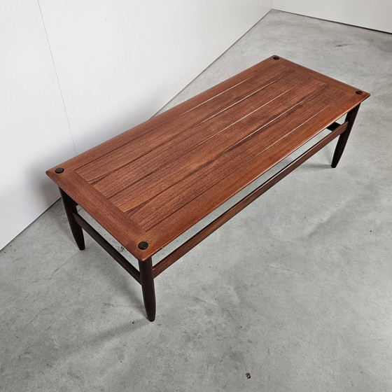 Image 1 of Table basse vintage, plateau réversible
