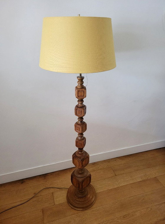 Image 1 of Mid-Century Brutalist floor lamp in oak and brass
