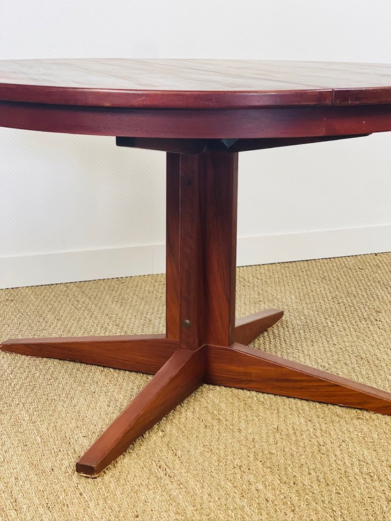 Image 1 of Table de salle à manger ronde extensible scandinave en palissandre, 1960