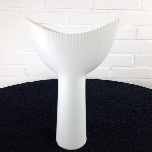 Vase vintage en dents de requin Tapio Wirkkala blanc Rosenthal