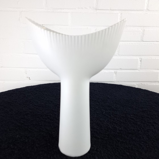 Image 1 of Vase vintage en dents de requin Tapio Wirkkala blanc Rosenthal
