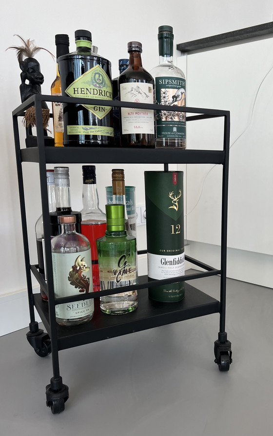 Image 1 of Moderne zwarte vintage drinks trolley - zo goed als nieuw!