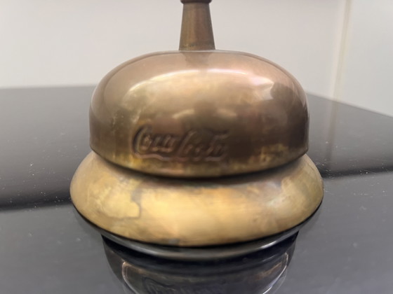 Image 1 of Antieke receptie of service bel Coca Cola 