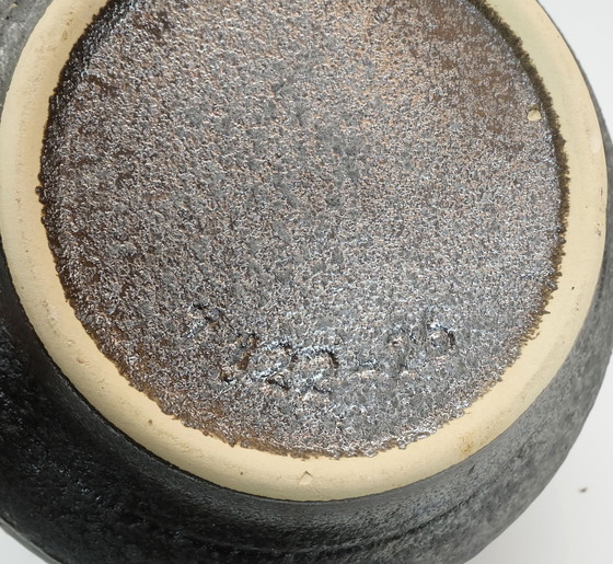 Image 1 of Zeer Zeldzame Grote Vintage Jopeko Plantenstandaard Plantenpot met Voet Vet Lava Keramiek 1970