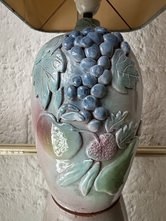 Image 1 of Handgefertigte Majolikalampe mit Fruchtmotiv, 1970er Jahre