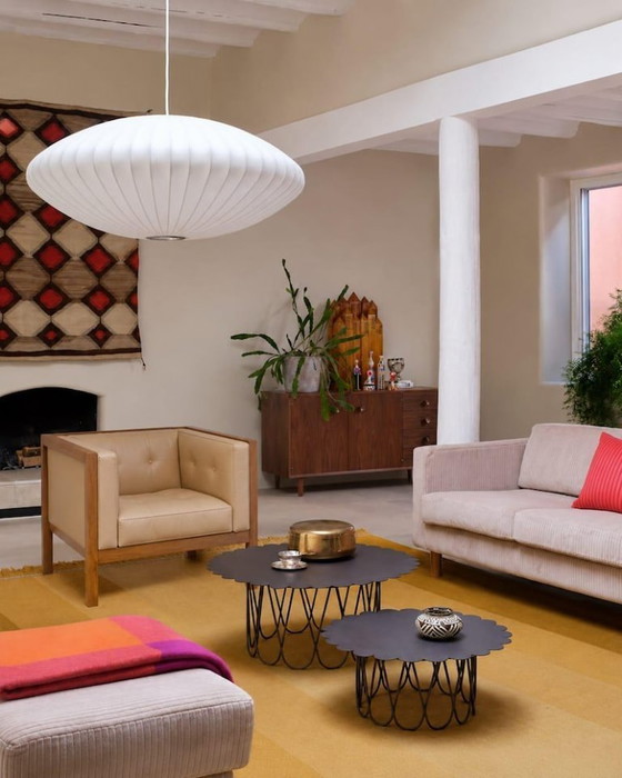 Image 1 of Sillón moderno Cubbes de cuero beige – Sillón escandinavo de madera maciza