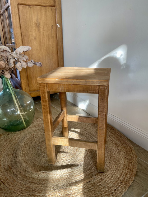 Image 1 of Antiker Bauernhocker