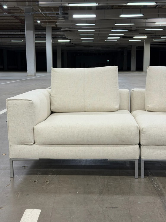 Image 1 of Design sur Stock Aikon Lounge