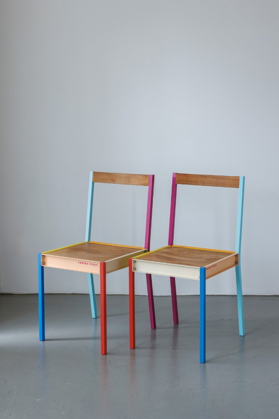 Image 1 of Ensemble de meubles modernes - table et chaises, design simple et chic par Klaus Ebbers