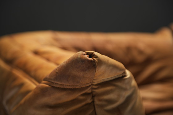 Image 1 of Perfect Rich Patinated Togo in Original Natural Leather by Michel Ducaroy - Ligne Roset