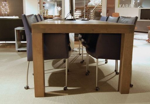 Van Dijk – Label Vandenberg, eettafels (photo 2 of 2)