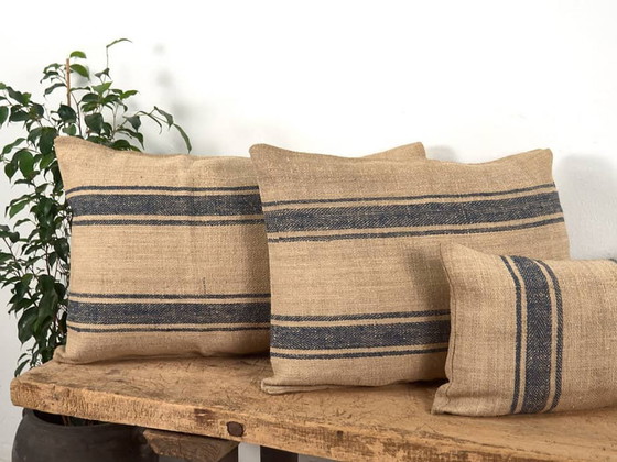 Antique linen cushion with cobalt blue stripes - Dimensiones: 50x70-3, Pillows, Rustic (photo 5 of 7)
