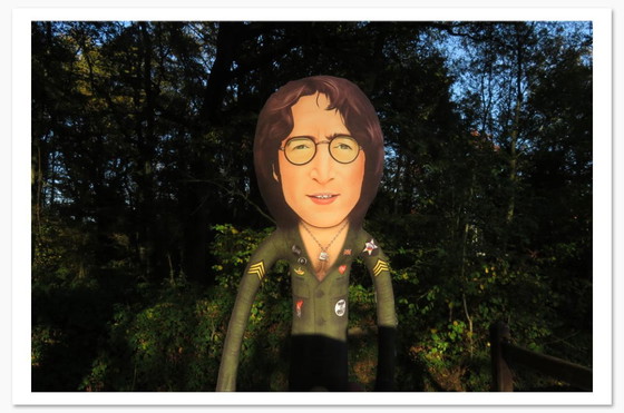 Image 1 of John Lennon-cadeau | Beatles-woondecoratie | Kunstpop voor verzamelaars | Premium cadeau voor muziekliefhebbers