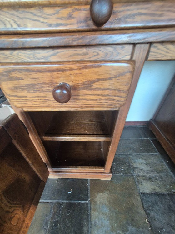 Image 1 of Secretarias