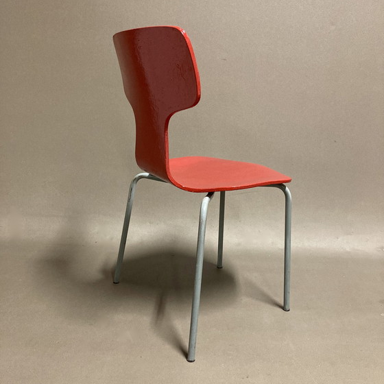 Image 1 of Chair Model 3123 Child Arne Jacobsen