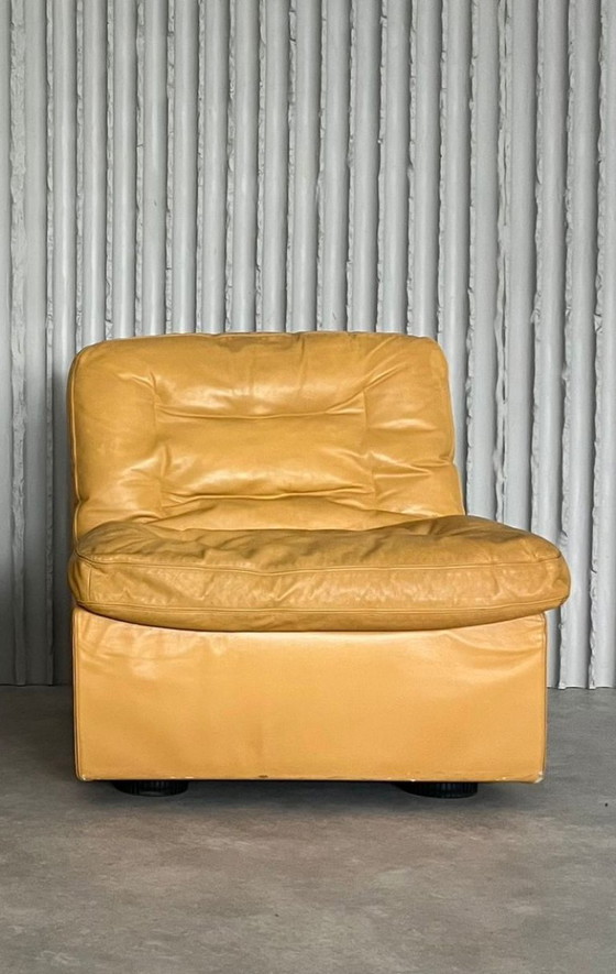 Image 1 of Zanotta Celeste seating element (3 elements available)