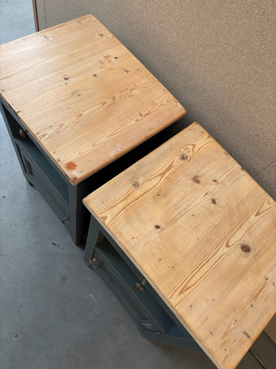 Brocante Nightstands – Wood (photo 11 of 11)